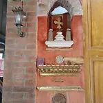Morelli House * Montalbo