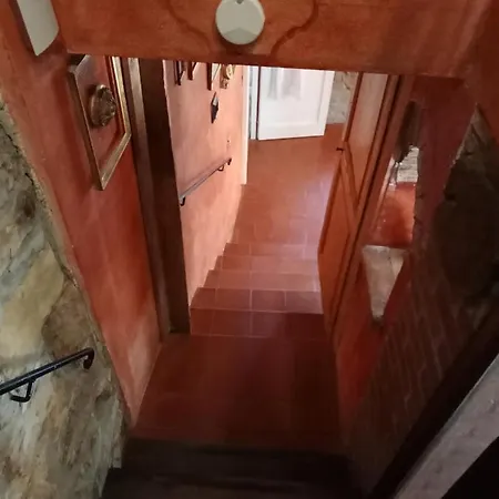 Morelli House * Montalbo