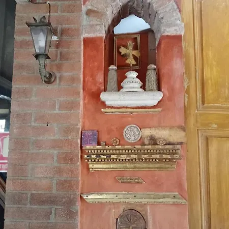 Morelli House * Montalbo