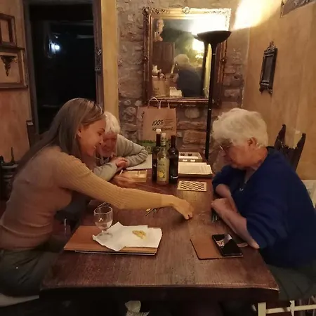 Morelli House Gospodarstwo wiejskie Montalbo