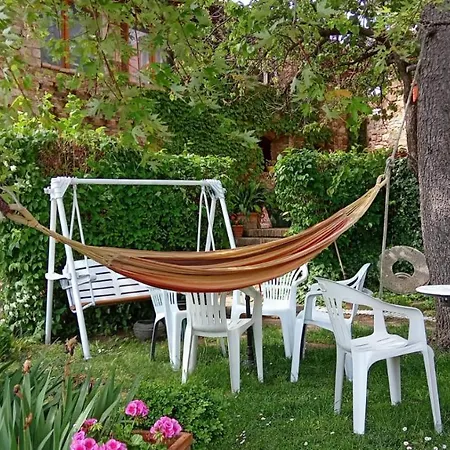 Morelli House Lantställe