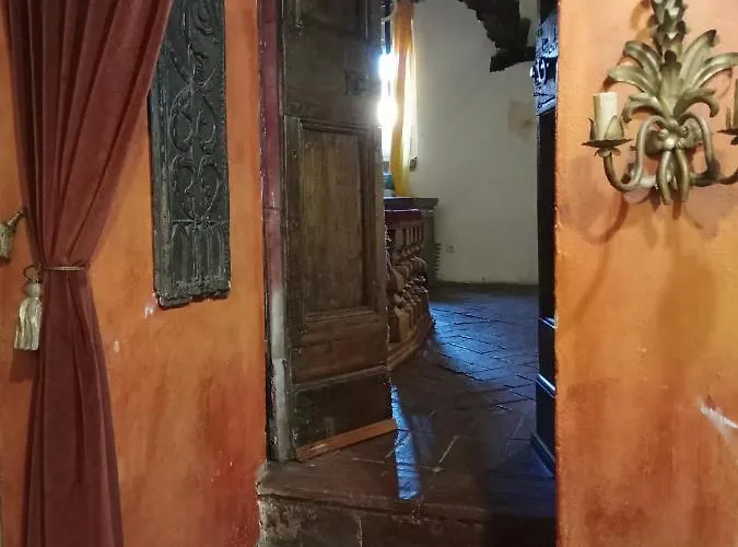 Morelli House Landsted Montalbo