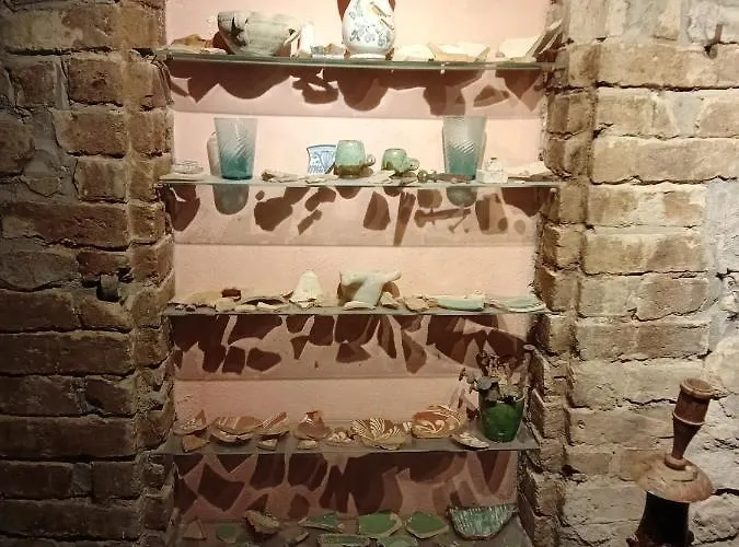 Morelli House * Montalbo